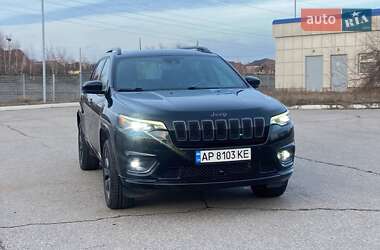 Внедорожник / Кроссовер Jeep Cherokee 2019 в 