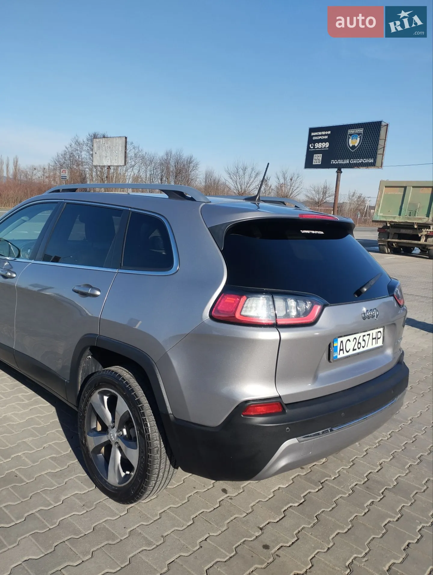 Jeep Cherokee 2018 VIN 1C4PJLDB1KD356946 фото оголошення 6 з 16