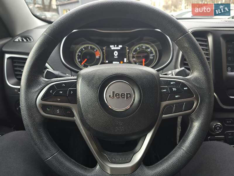 Позашляховик / Кросовер Jeep Cherokee 2018 в Львові