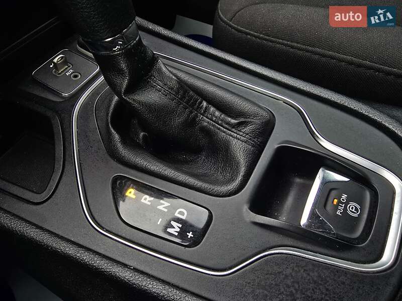 Позашляховик / Кросовер Jeep Cherokee 2018 в Львові