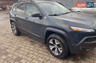 Внедорожник / Кроссовер Jeep Cherokee 2016 в 