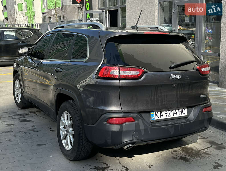 Внедорожник / Кроссовер Jeep Cherokee 2016 в Киеве фото 4 Внедорожник / Кроссовер Jeep Cherokee 2016 в Киеве