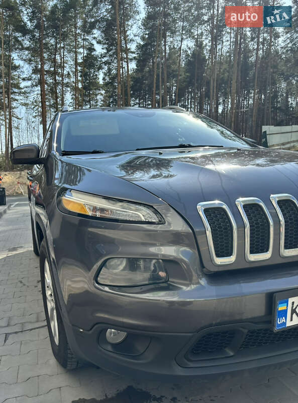 Внедорожник / Кроссовер Jeep Cherokee 2016 в Киеве фото 14 Внедорожник / Кроссовер Jeep Cherokee 2016 в Киеве
