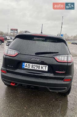 Внедорожник / Кроссовер Jeep Cherokee 2021 в 