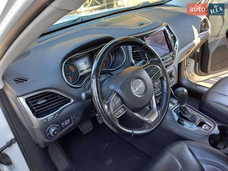 Позашляховик / Кросовер Jeep Cherokee 2020 в Полтаві