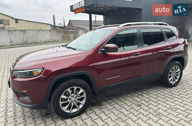 Позашляховик / Кросовер Jeep Cherokee 2018 в 