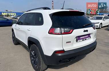 Внедорожник / Кроссовер Jeep Cherokee 2022 в 