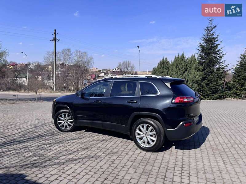 Внедорожник / Кроссовер Jeep Cherokee 2015 в Львове
