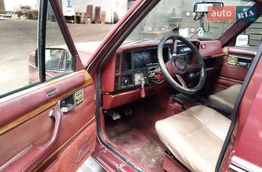 Внедорожник / Кроссовер Jeep Cherokee 1988 в 