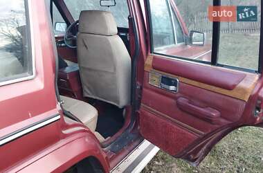 Внедорожник / Кроссовер Jeep Cherokee 1988 в 