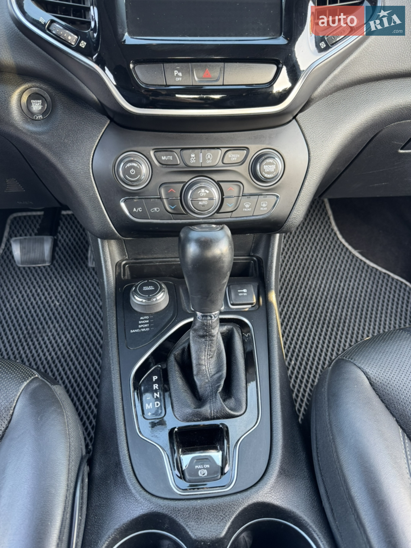 2018 Jeep Cherokee - мініатюра 20