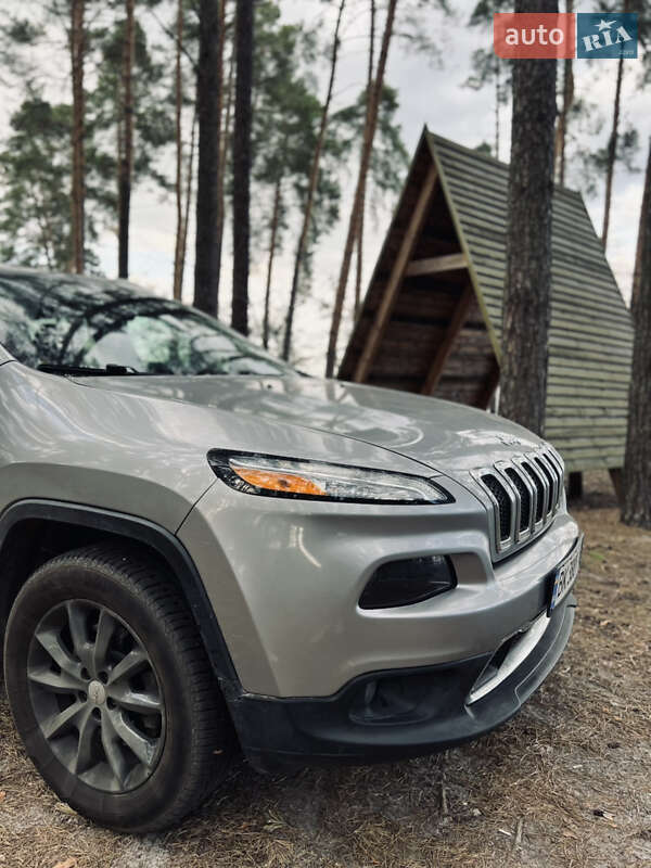 Позашляховик / Кросовер Jeep Cherokee 2015 в Рівному фото 4 Позашляховик / Кросовер Jeep Cherokee 2015 в Рівному