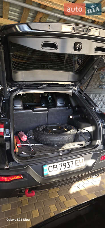 Позашляховик / Кросовер Jeep Cherokee 2016 в Чернігові