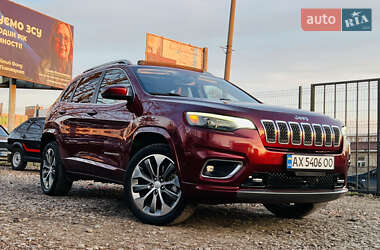Внедорожник / Кроссовер Jeep Cherokee 2018 в 