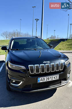 Внедорожник / Кроссовер Jeep Cherokee 2018 в 