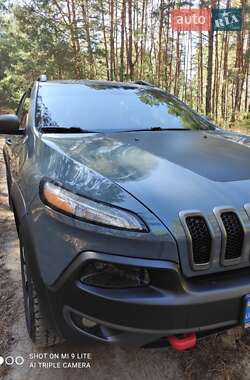 Внедорожник / Кроссовер Jeep Cherokee 2015 в Ахтырке