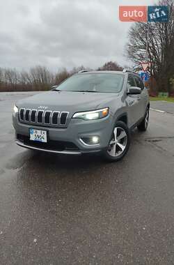 Внедорожник / Кроссовер Jeep Cherokee 2019 в 