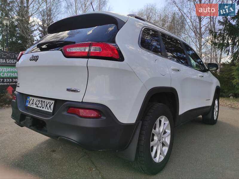 Позашляховик / Кросовер Jeep Cherokee 2014 в Києві