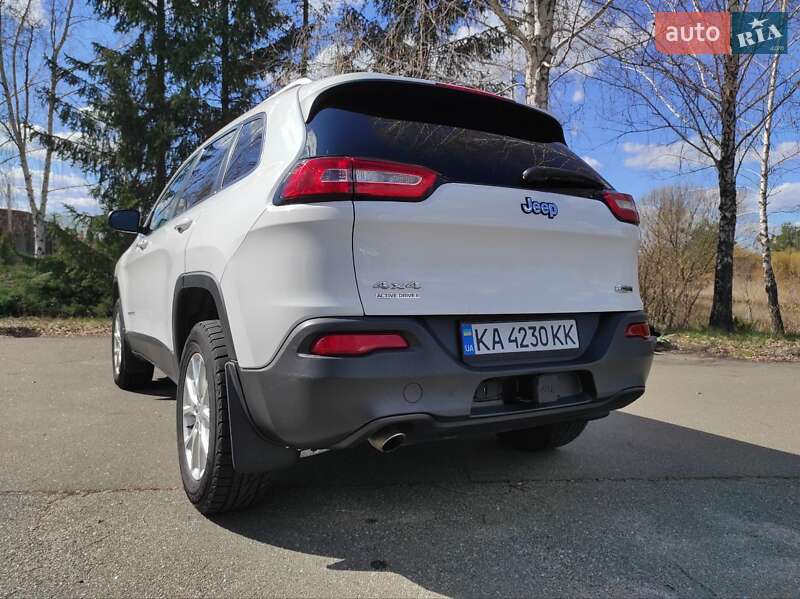 Позашляховик / Кросовер Jeep Cherokee 2014 в Києві