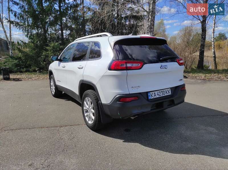Позашляховик / Кросовер Jeep Cherokee 2014 в Києві