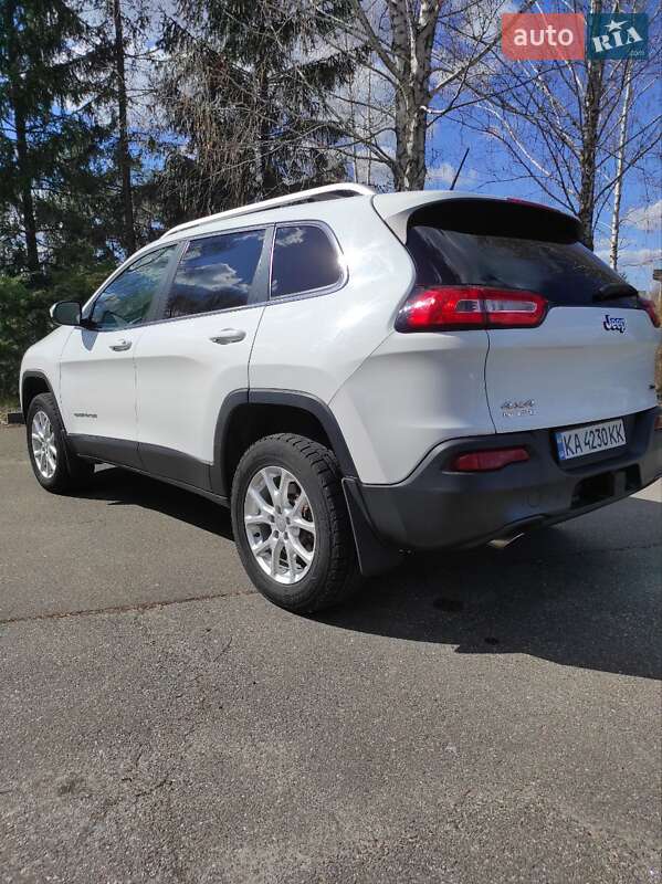 Позашляховик / Кросовер Jeep Cherokee 2014 в Києві