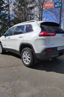 Позашляховик / Кросовер Jeep Cherokee 2014 в 