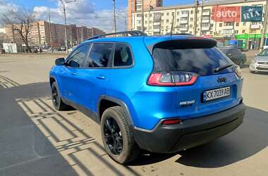 Внедорожник / Кроссовер Jeep Cherokee 2020 в 