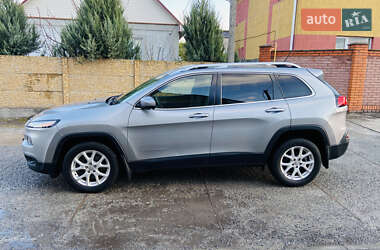 Внедорожник / Кроссовер Jeep Cherokee 2015 в 
