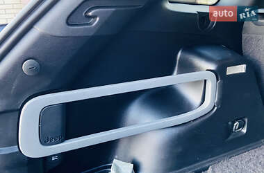 Внедорожник / Кроссовер Jeep Cherokee 2015 в 