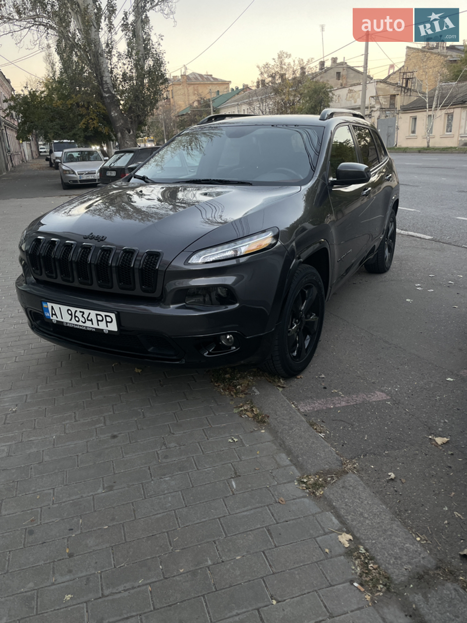 2016 Jeep Cherokee - мініатюра 10