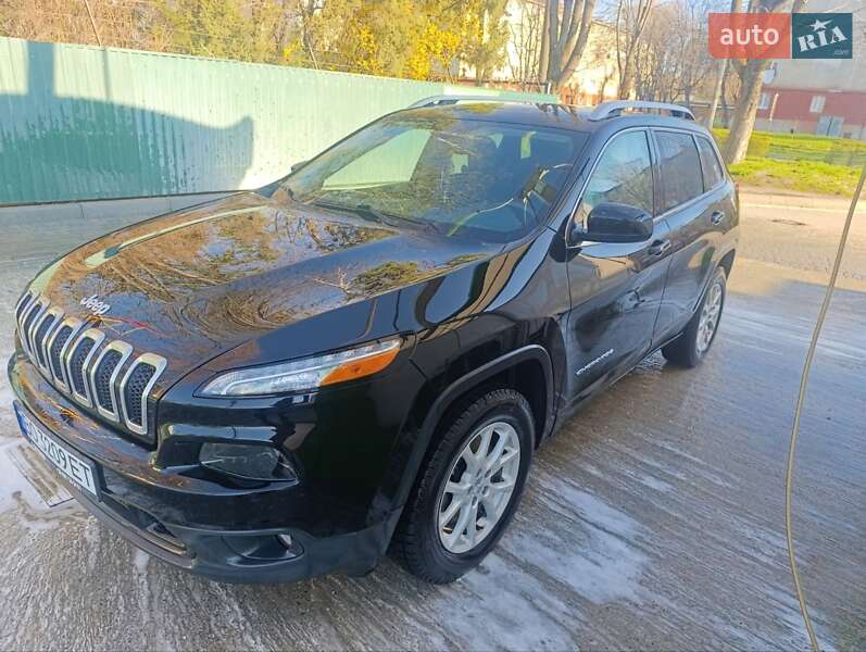 Внедорожник / Кроссовер Jeep Cherokee 2016 в Тернополе фото 4 Внедорожник / Кроссовер Jeep Cherokee 2016 в Тернополе