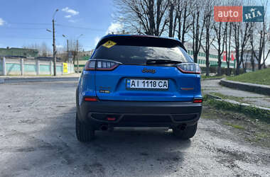 Внедорожник / Кроссовер Jeep Cherokee 2020 в 