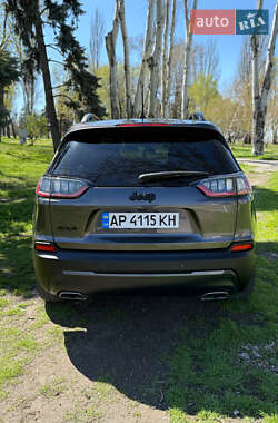 Внедорожник / Кроссовер Jeep Cherokee 2020 в 