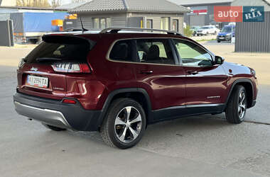 Позашляховик / Кросовер Jeep Cherokee 2019 в 