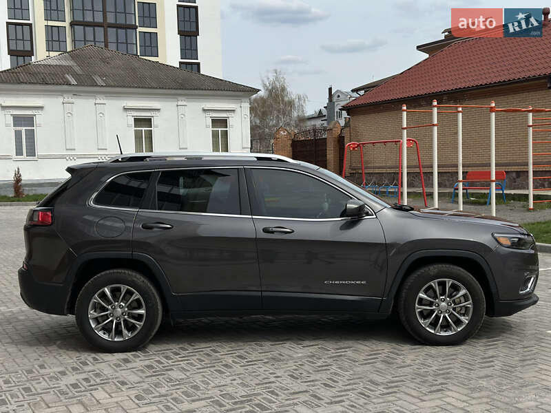 Внедорожник / Кроссовер Jeep Cherokee 2020 в Ромнах