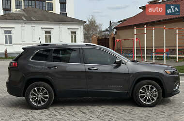 Внедорожник / Кроссовер Jeep Cherokee 2020 в 