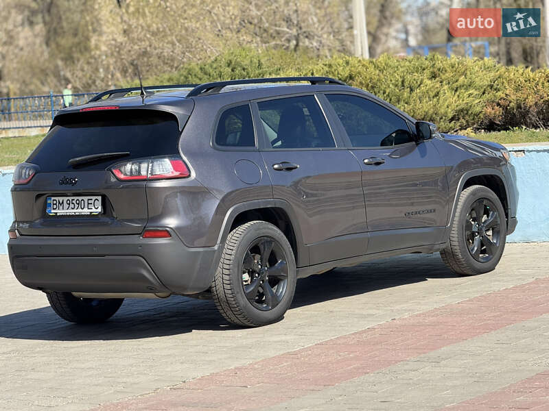 Внедорожник / Кроссовер Jeep Cherokee 2019 в Сумах