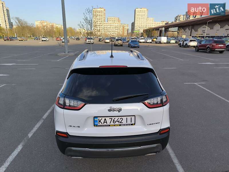 Позашляховик / Кросовер Jeep Cherokee 2019 в Києві