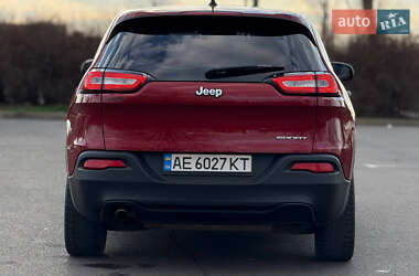 Внедорожник / Кроссовер Jeep Cherokee 2017 в 