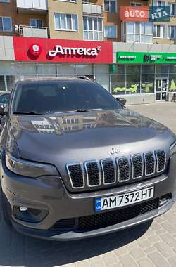 Позашляховик / Кросовер Jeep Cherokee 2018 в 