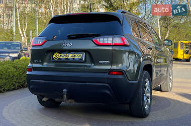 Внедорожник / Кроссовер Jeep Cherokee 2018 в 