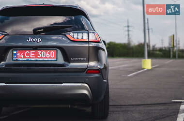 Позашляховик / Кросовер Jeep Cherokee 2020 в 