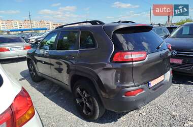 Внедорожник / Кроссовер Jeep Cherokee 2016 в Ровно