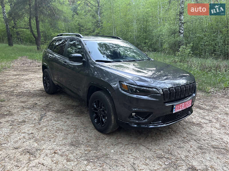 Внедорожник / Кроссовер Jeep Cherokee 2022 в Харькове