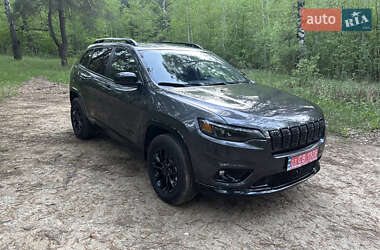 Внедорожник / Кроссовер Jeep Cherokee 2022 в 