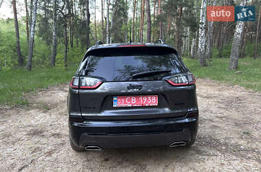 Внедорожник / Кроссовер Jeep Cherokee 2022 в 