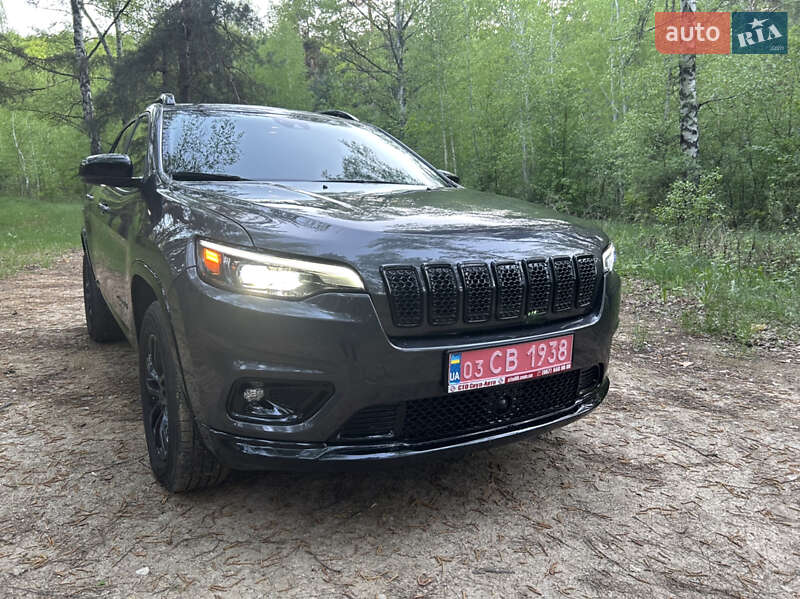 Внедорожник / Кроссовер Jeep Cherokee 2022 в Харькове