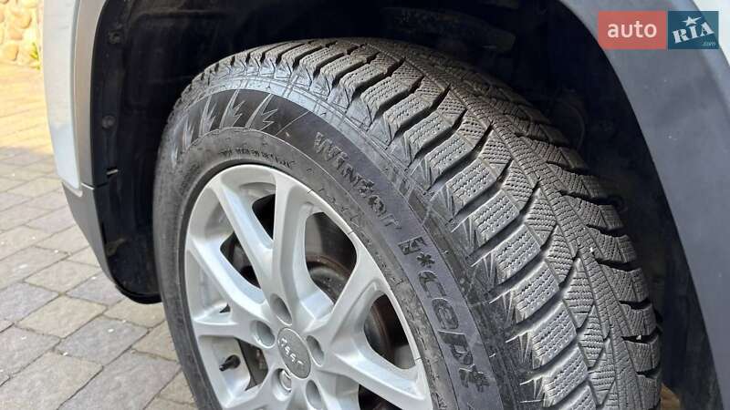 Внедорожник / Кроссовер Jeep Cherokee 2016 в Тернополе
