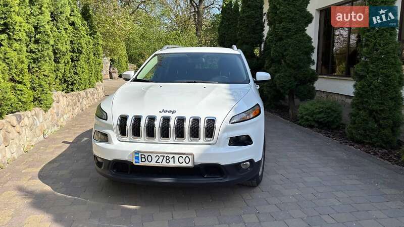 Внедорожник / Кроссовер Jeep Cherokee 2016 в Тернополе
