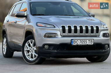 Внедорожник / Кроссовер Jeep Cherokee 2017 в 